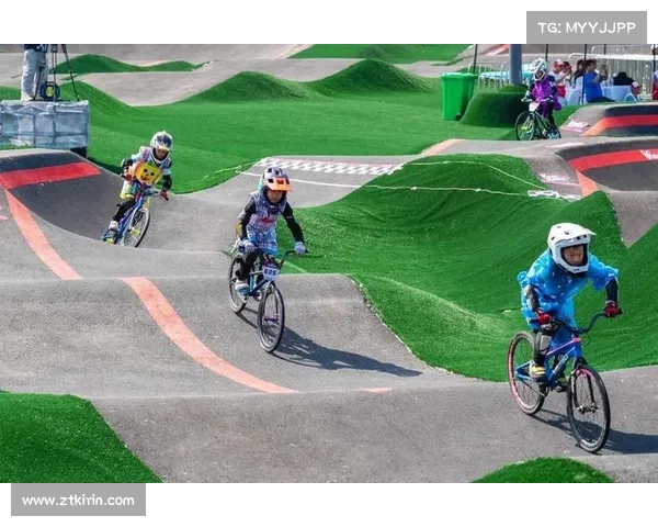 UCI授权中国举办2026山地车电竞赛 虚拟阿尔卑斯赛道首度曝光 UCI授权中国举办2026山地车电竞赛 虚拟阿尔卑斯赛道首度曝光